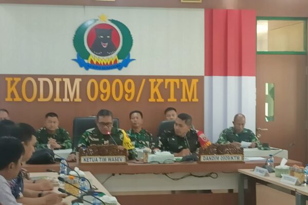 Dandim 0909/Kutai Timur Paparkan Kegiatan TMMD ke-125 ke Tim Wasev TNI AD